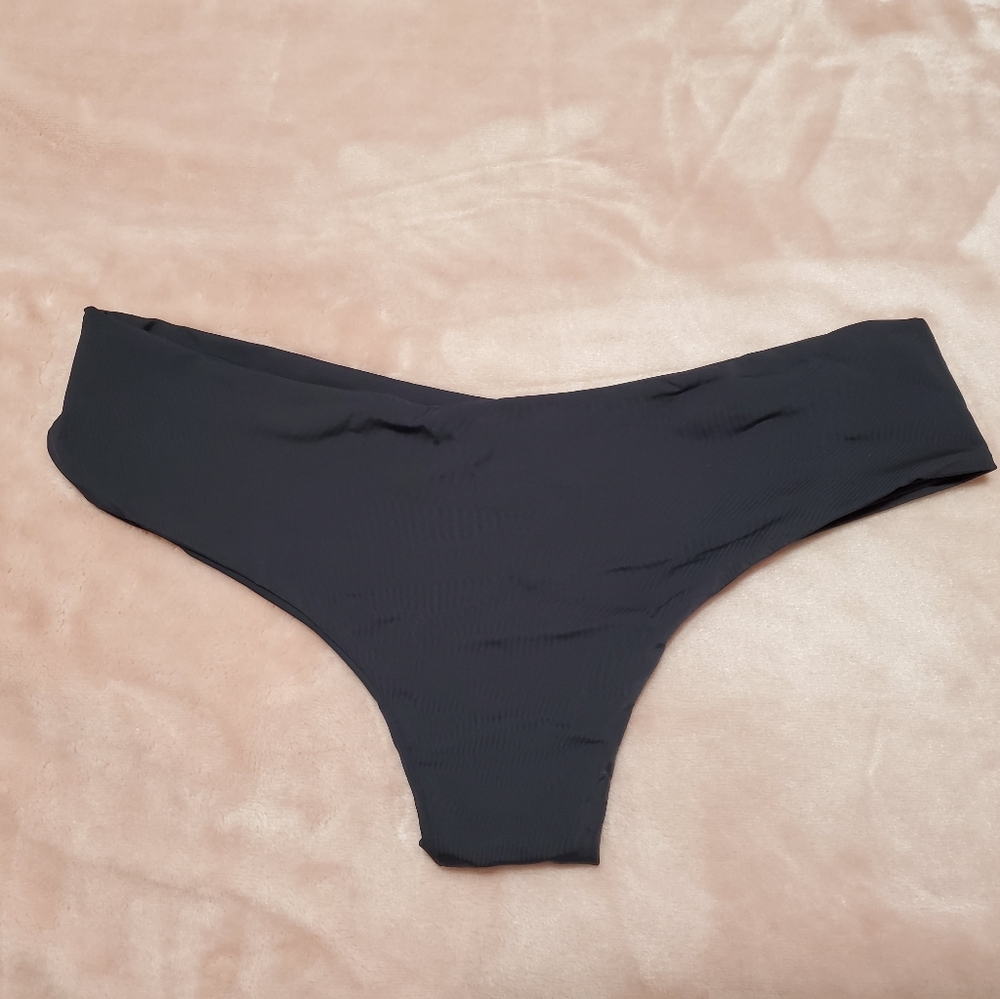 Black cheeky bikini swim bottom size Medium